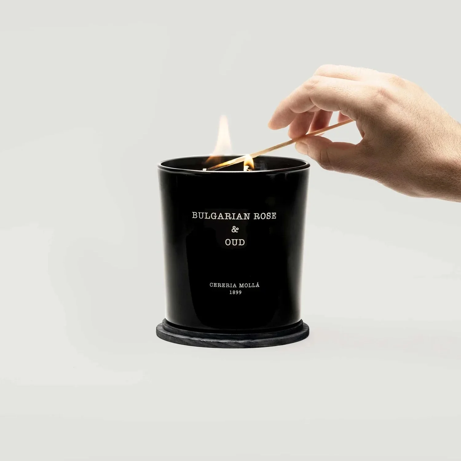 Cereria Molla - Bulgarian Rose & Oud Candle - Image 5