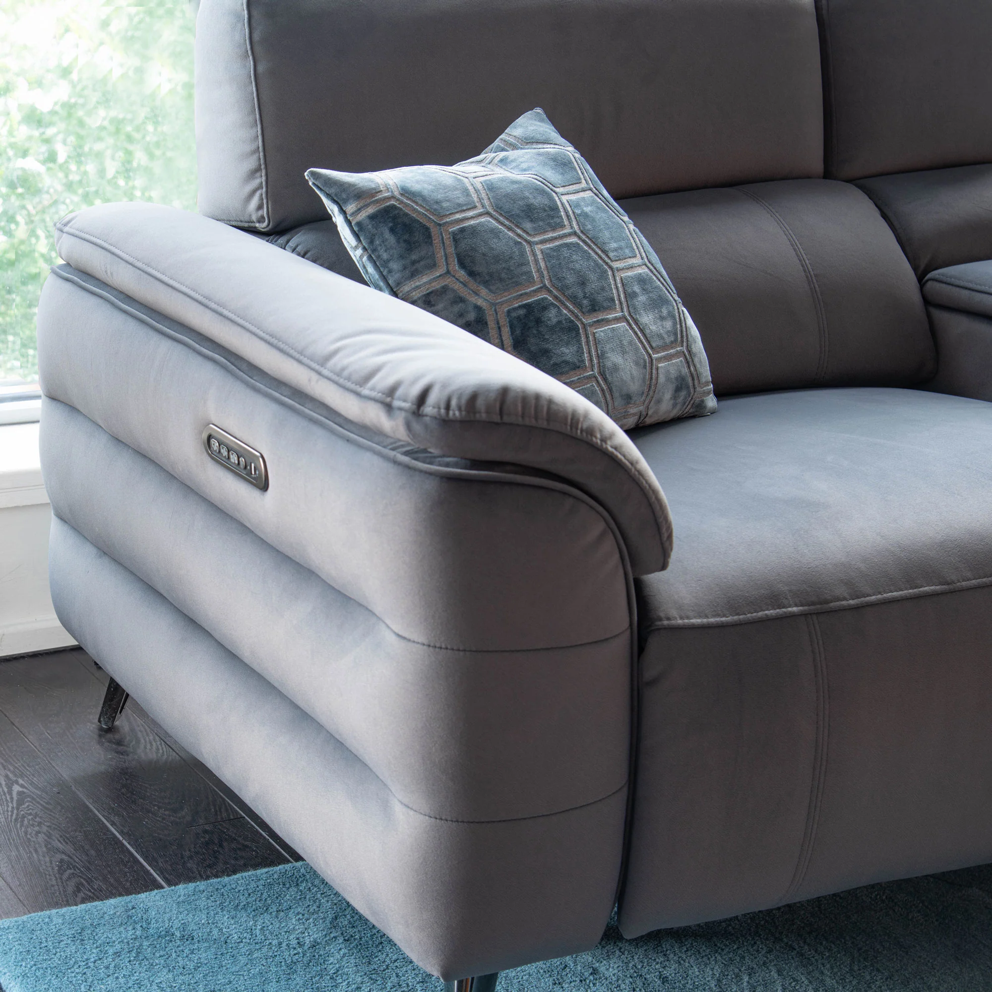Nickelodeon - 2.5 Power Recliner Sofa With Touch Screen Control, Fabric - Image 10